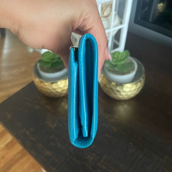 Blue Salvator Ferragamo 💙 - Picture 4 of 10